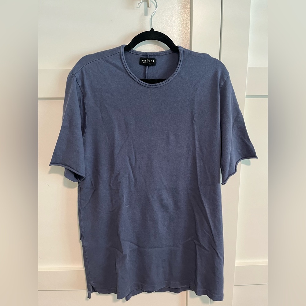 Blue men’s large Velvet tshirt, raw hem